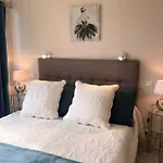 Appartement d\'une chambre avec vue sur la mer balcon et wifi a Frejus